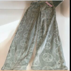 Crave Fame Plush jogger